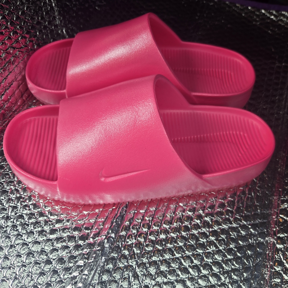 Nike Pink Slide Sandals